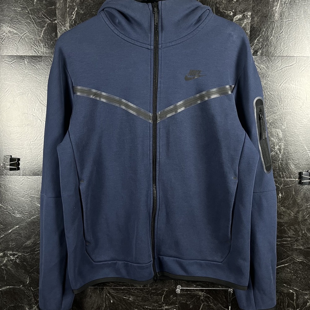 Nike Tech Fleece Men's Navy Hoodie Medium